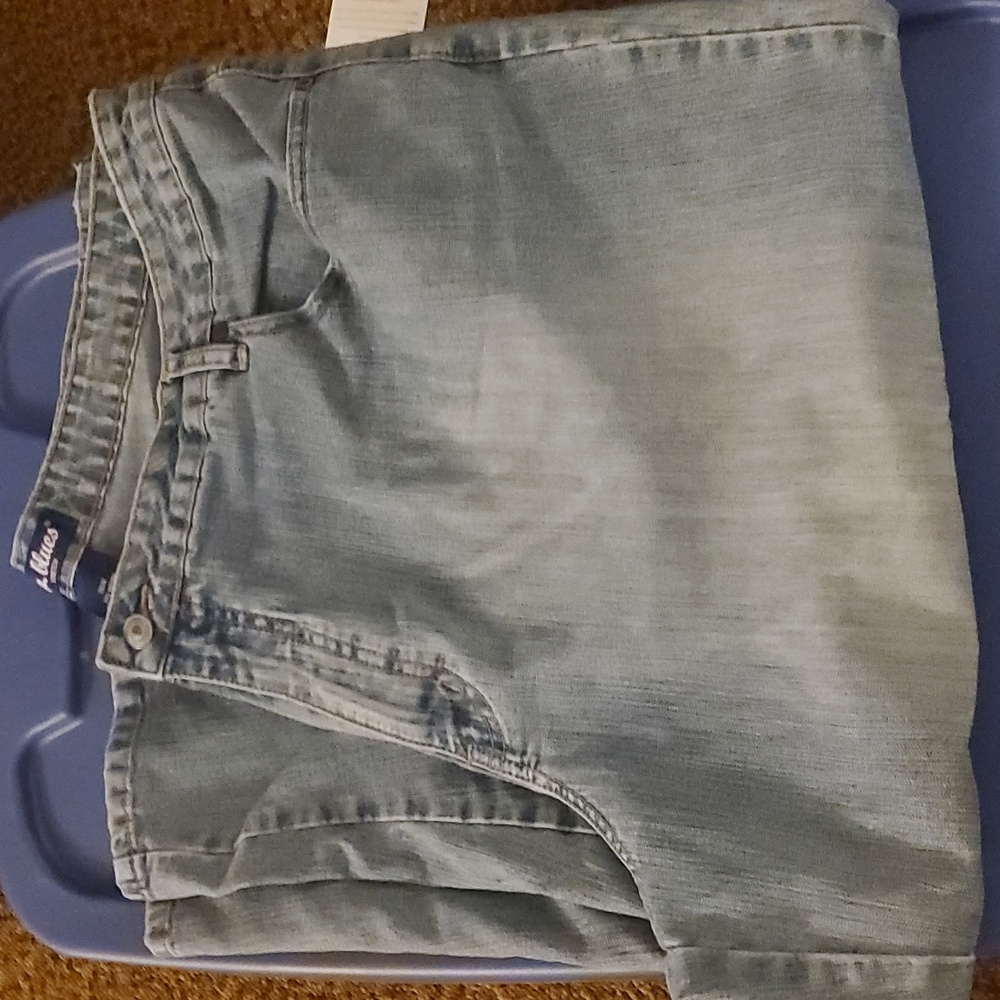 LA Blues capris